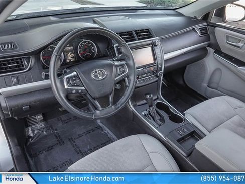 Used 2017 Toyota Camry XSE image 17
