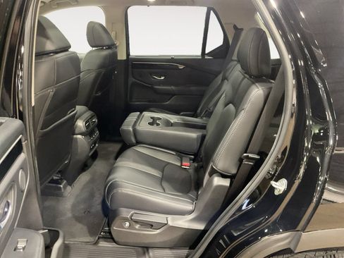 Used 2023 Honda Pilot Touring image 17