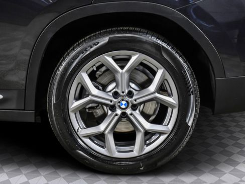 Used 2025 BMW X4 xDrive30i image 35