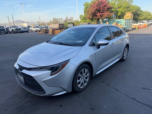 Used 2024 Toyota Corolla LE FWD image 1