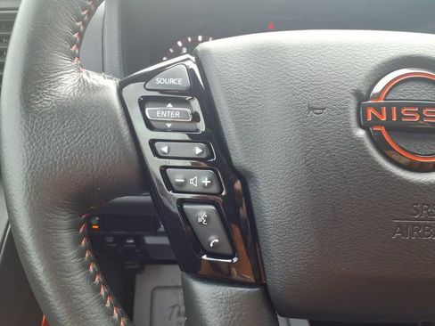 Used 2024 Nissan Frontier PRO-4X w/ Pro Convenience Package image 16