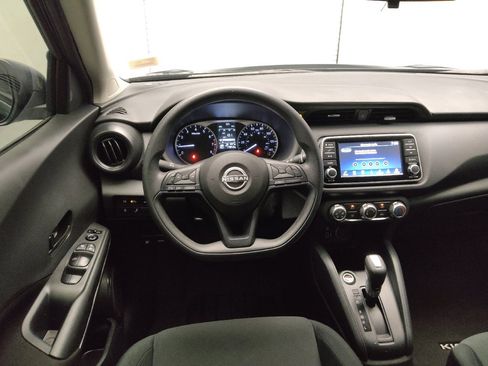 Used 2024 Nissan Kicks S FWD image 22
