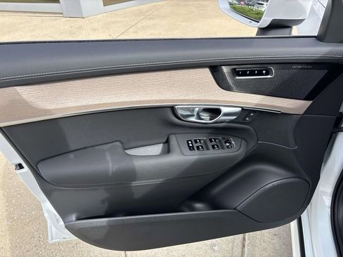 New 2026 Volvo XC90 B6 Plus w/ Protection Package Premier image 11