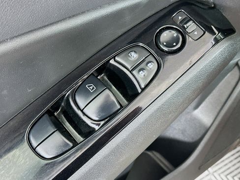 Used 2023 Nissan Altima 2.5 SV image 15