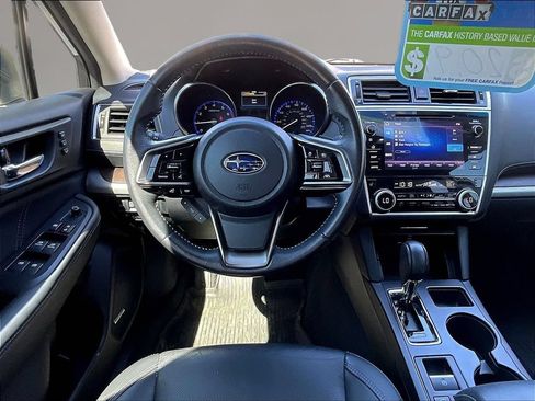 Used 2019 Subaru Outback 2.5i Limited AWD/4WD image 8