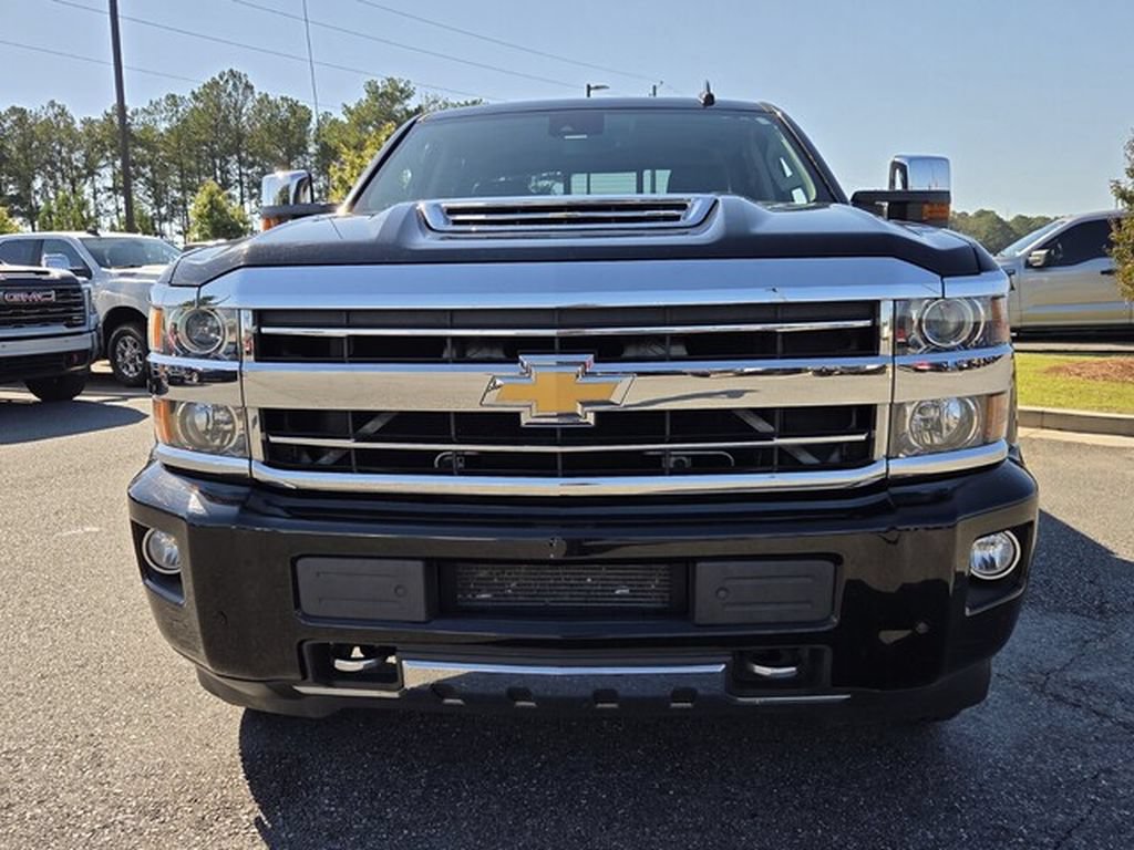 Used 2019 Chevrolet Silverado 2500 High Country w/ Duramax Plus Package AWD/4WD image 14