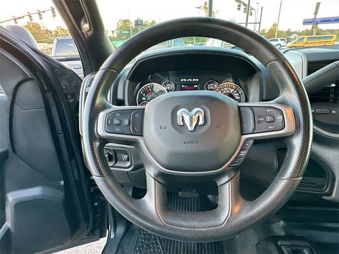 Used 2024 RAM 2500 Tradesman w/ Chrome Appearance Group image 18