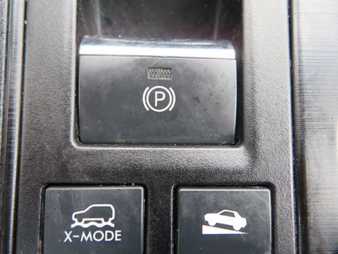 Used 2018 Subaru Outback 2.5i Premium image 34