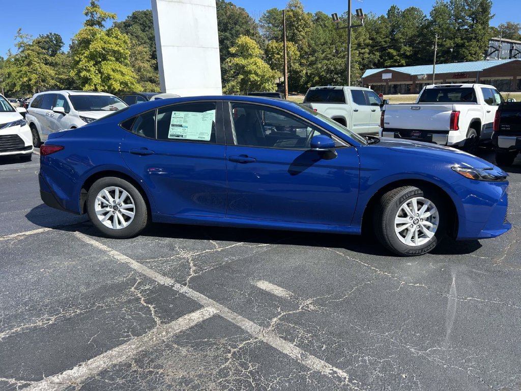 New 2026 Toyota Camry LE w/ Convenience Package FWD image 2