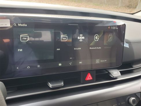 New 2026 Kia Carnival LX image 21