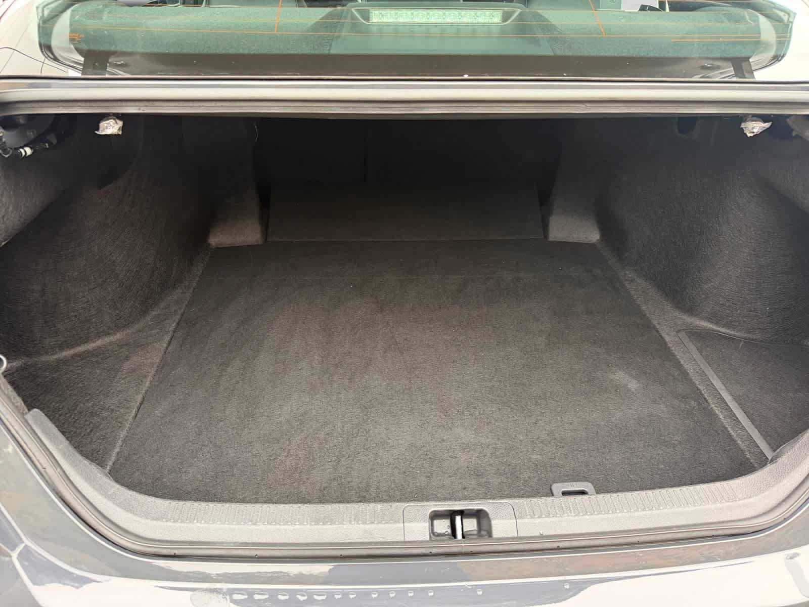 Used 2026 Toyota Camry SE FWD image 4