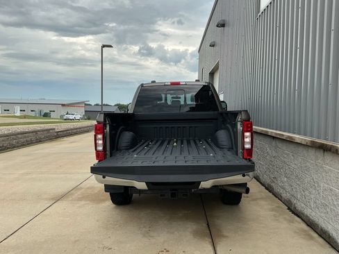 Used 2022 Ford F350 Lariat w/ Lariat Value Package AWD/4WD image 24