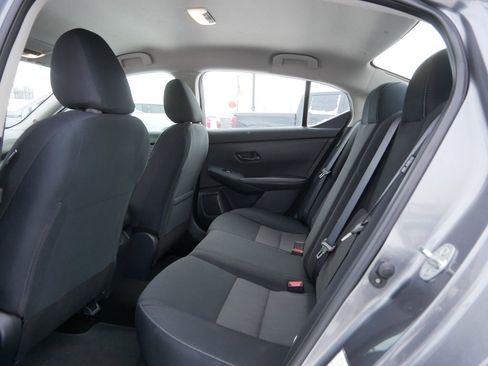 Used 2024 Nissan Sentra SV image 16