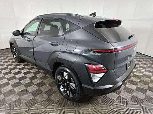 Used 2024 Hyundai Kona SEL FWD image 5