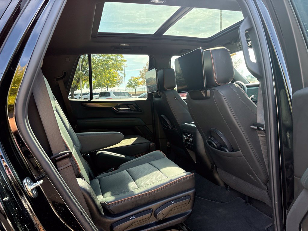 Used 2026 GMC Yukon AT4 w/ AT4 Premium Plus Package AWD/4WD image 27