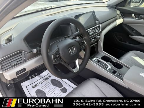 Used 2019 Honda Accord EX image 7