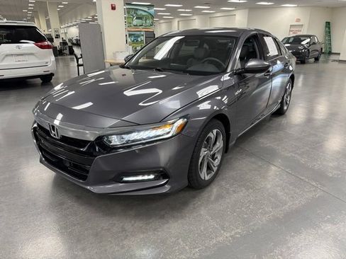 Used 2020 Honda Accord EX image 3
