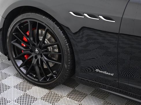 Used 2020 Maserati Ghibli S GranSport Q4 AWD/4WD image 20