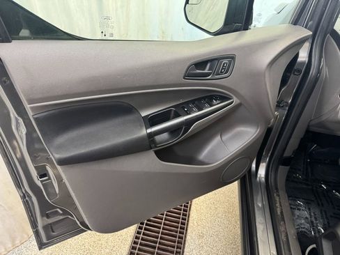 Used 2023 Ford Transit Connect XL image 17