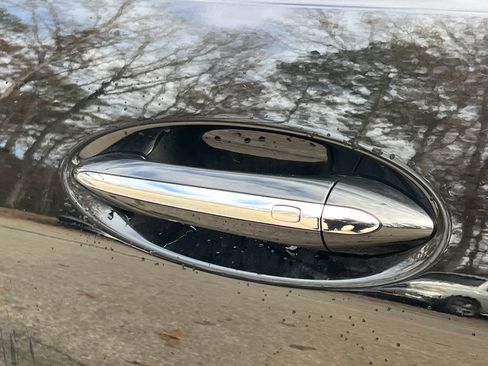 Used 2023 Chevrolet Bolt EUV Premier w/ Super Cruise Package image 34