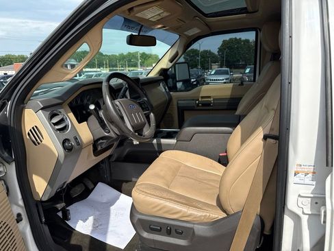Used 2016 Ford F250 Lariat w/ Lariat Ultimate Package AWD/4WD image 22