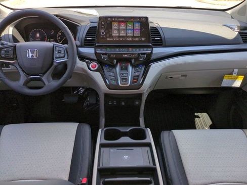 New 2026 Honda Odyssey Elite image 13