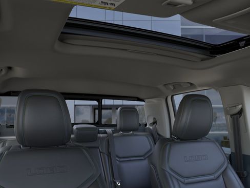 New 2025 Ford Maverick Lobo AWD/4WD image 12