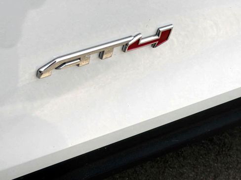 Used 2024 GMC Terrain AT4 AWD/4WD image 5