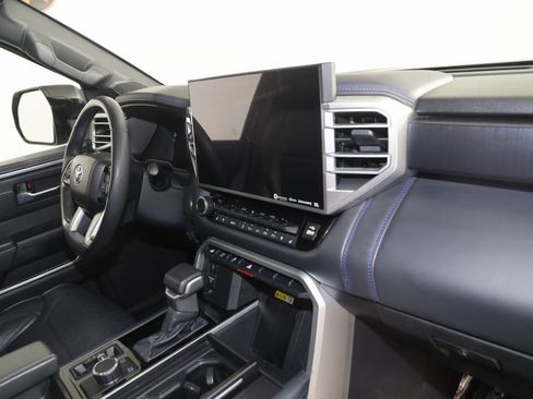Used 2024 Toyota Tundra Platinum image 43