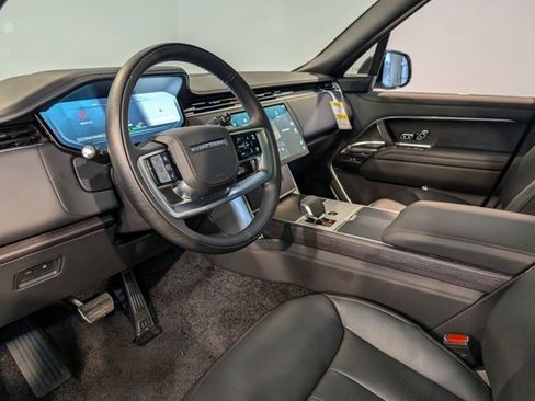 New 2025 Land Rover Range Rover Autobiography image 12