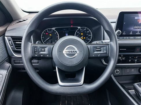 Used 2021 Nissan Rogue S image 25