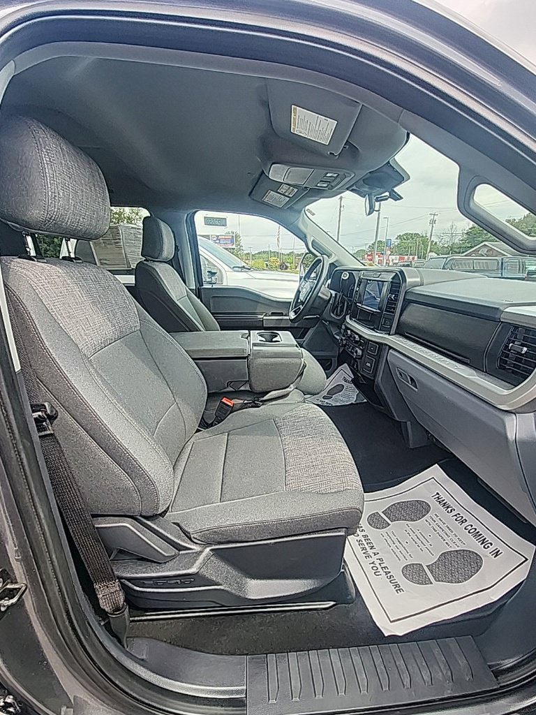 Used 2025 Ford F250 XLT AWD/4WD image 13