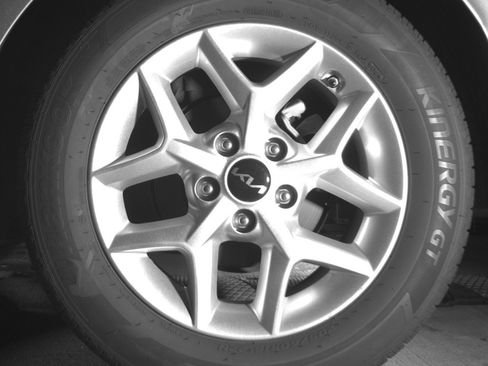 Used 2025 Kia Soul LX w/ LX Technology Package image 21