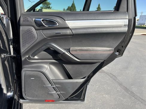 Used 2013 Porsche Cayenne GTS image 33