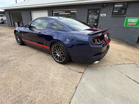 Used 2011 Ford Mustang Shelby GT500 w/ SVT Performance Pkg RWD image 3