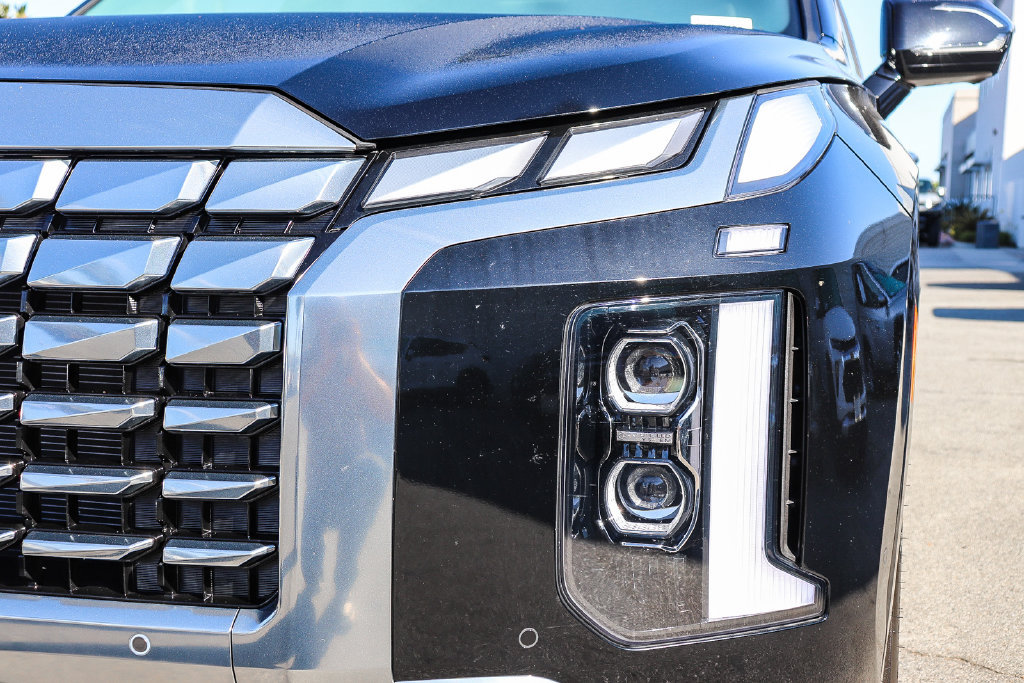 Certified 2025 Hyundai Palisade Calligraphy AWD/4WD image 4