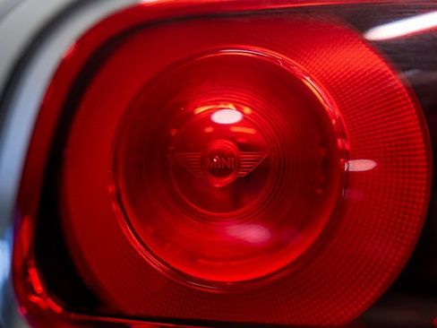 Used 2019 MINI Cooper Clubman S w/ Driver Assistance Package image 25