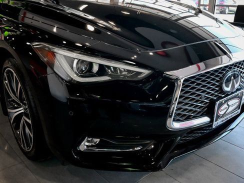 Used 2022 INFINITI Q60 3.0t Luxe w/ Essential Package image 10