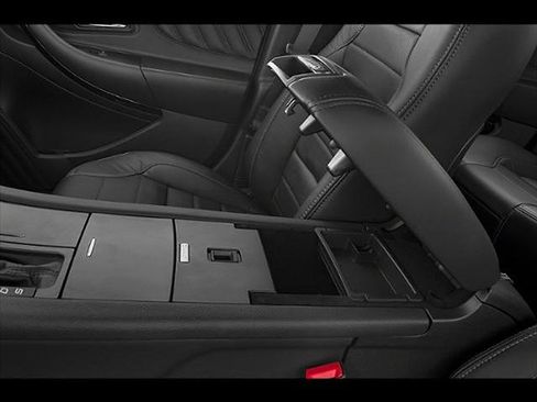 Used 2019 Ford Taurus SHO image 93