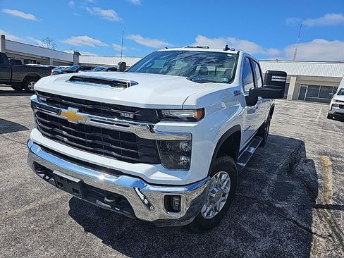 Used 2024 Chevrolet Silverado 2500 LT w/ All Star Edition image 3