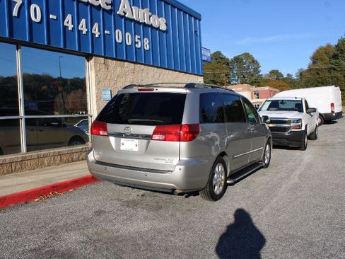Used 2004 Toyota Sienna image 4