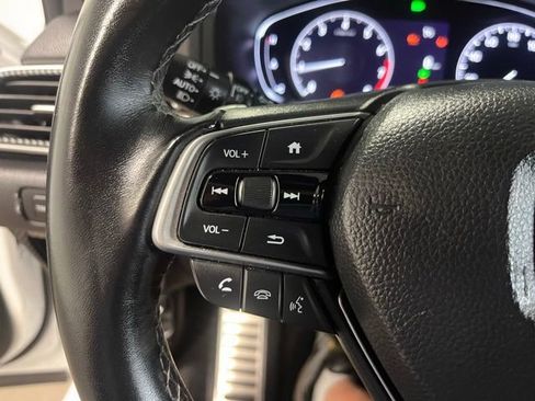 Used 2022 Honda Accord Sport image 25