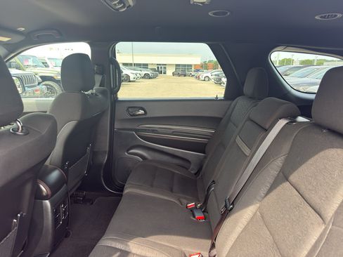 Used 2025 Dodge Durango GT AWD/4WD image 32