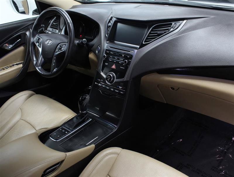 Used 2017 Hyundai Azera Limited FWD image 10