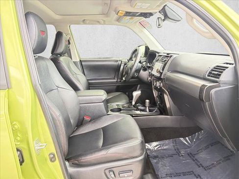 Certified 2023 Toyota 4Runner TRD Off-Road Premium w/ Moonroof Package AWD/4WD image 17
