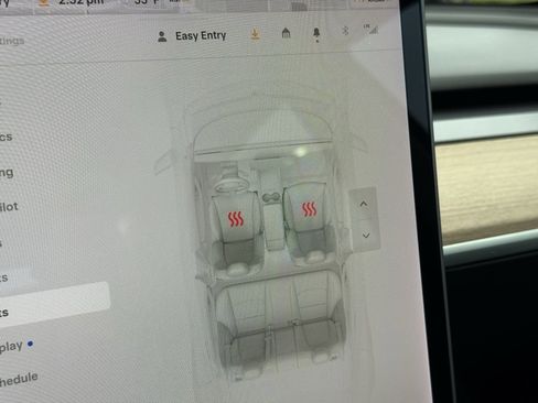 Used 2021 Tesla Model 3 Standard Range Plus image 6