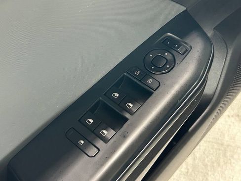 Used 2025 Kia K4 FWD image 18