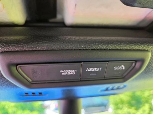 Certified 2023 Jeep Gladiator Overland AWD/4WD image 8