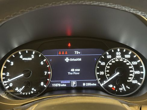 Certified 2025 INFINITI QX50 Luxe image 15