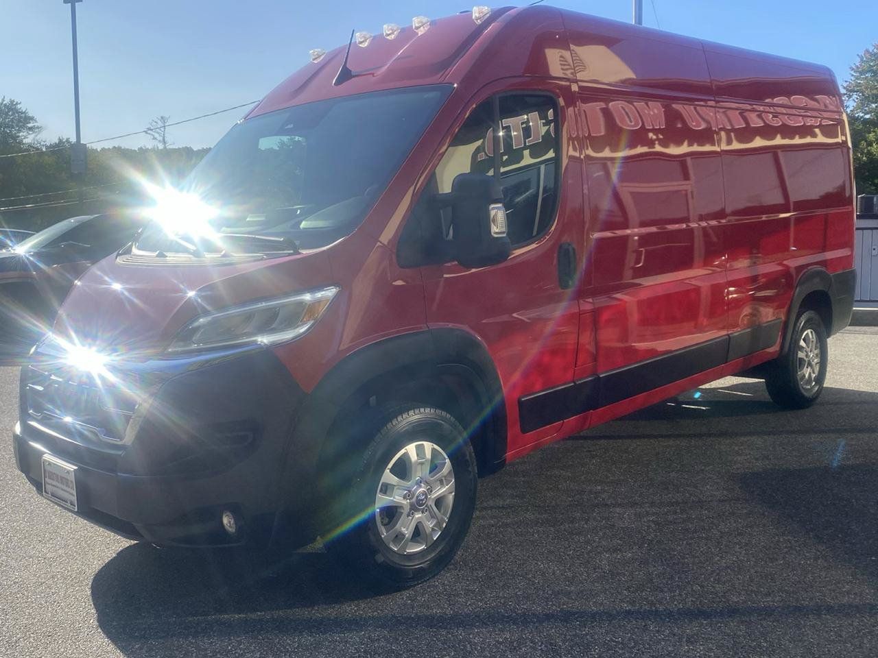 Used 2025 RAM ProMaster 3500 w/ Quick Order Package 22G SLT FWD image 4